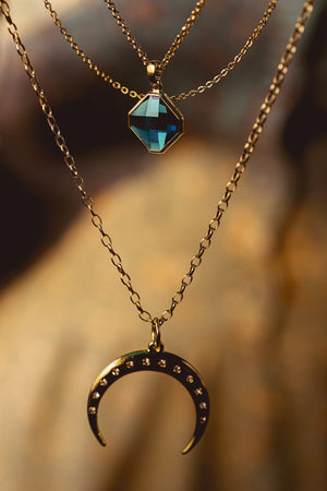 Unveiling the Sentimental Connection with Crystal Diamond Cut Necklaces for Your Soulmate
