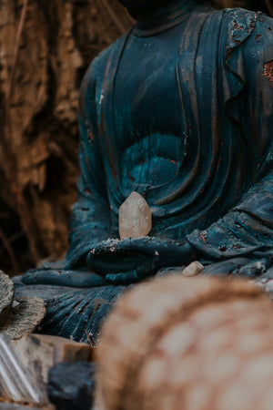 Exploring the Spiritual Significance of Artisan Cross Necklaces as Motivation in Modern Life